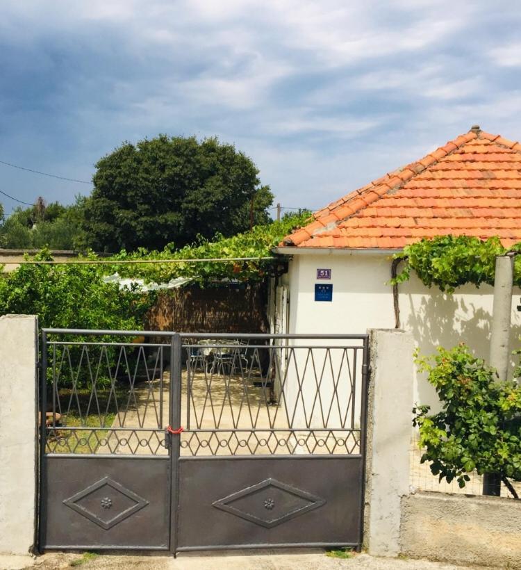 Holiday Home Casa Bianca Sukošan Exteriér fotografie