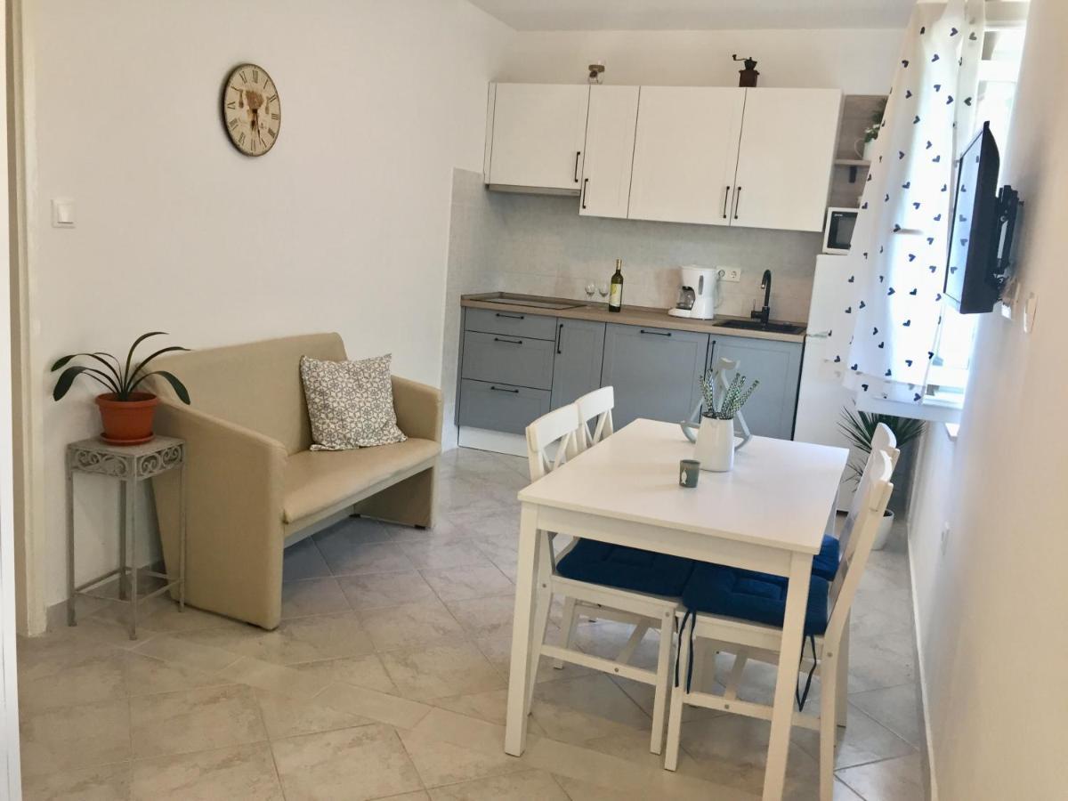 Holiday Home Casa Bianca Sukošan Exteriér fotografie